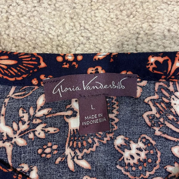 Gloria Vanderbilt 3/4 Length Sleeve Blouse - Picture 2 of 5